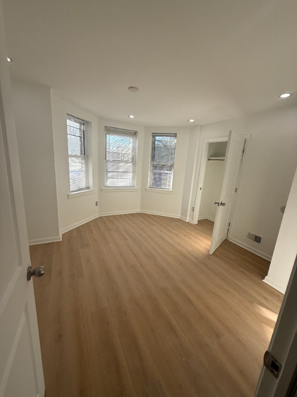 1413 N Vogdes St - Photo 6 of 11