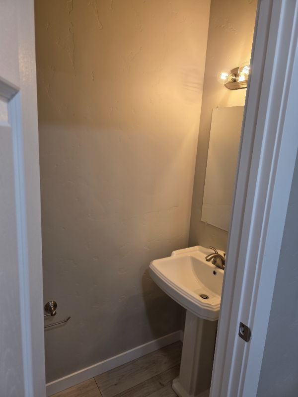 6731 W Saxton Ave - Photo 6 of 10