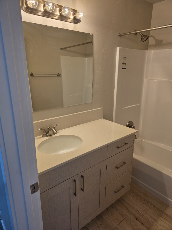 6737 W Saxton Ave - Photo 5 of 10