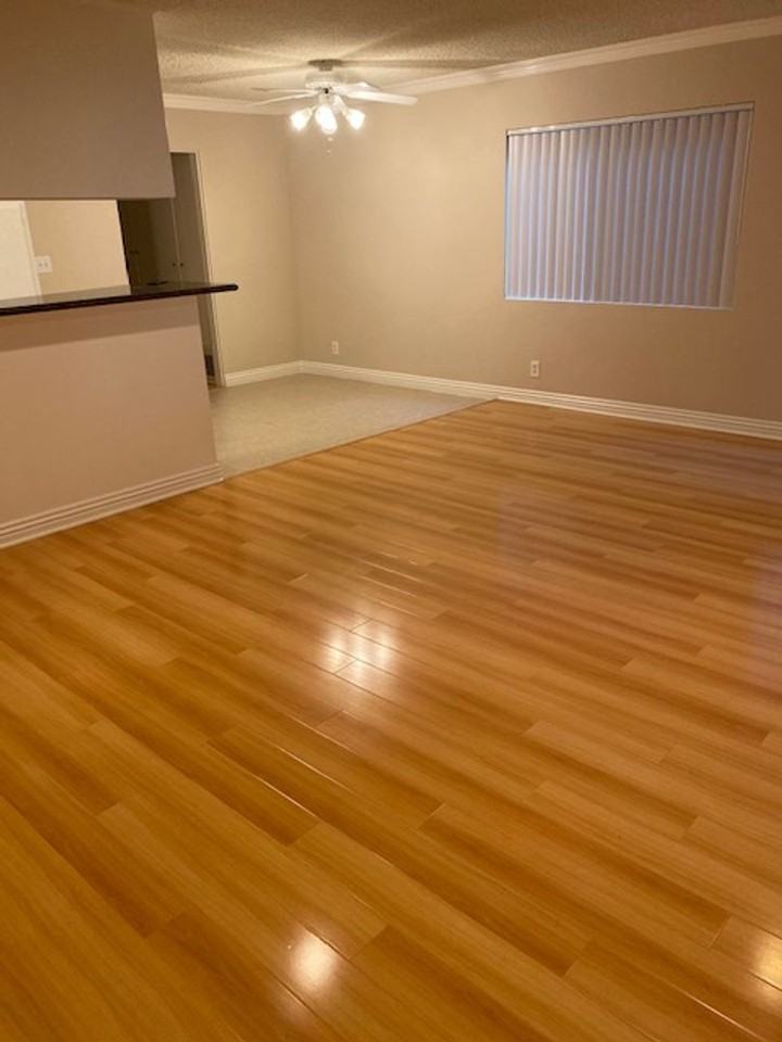 5434 Zelzah Ave - Photo 2 of 8