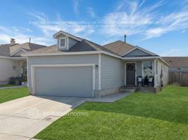 featured image of 5743 Leon Pl