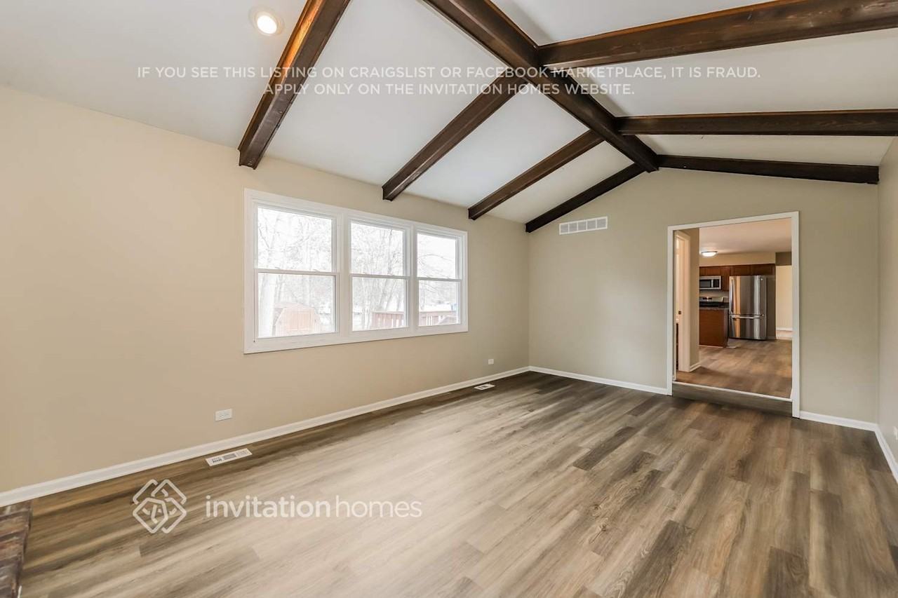 1212 Lehnertz Cir - Photo 6 of 19