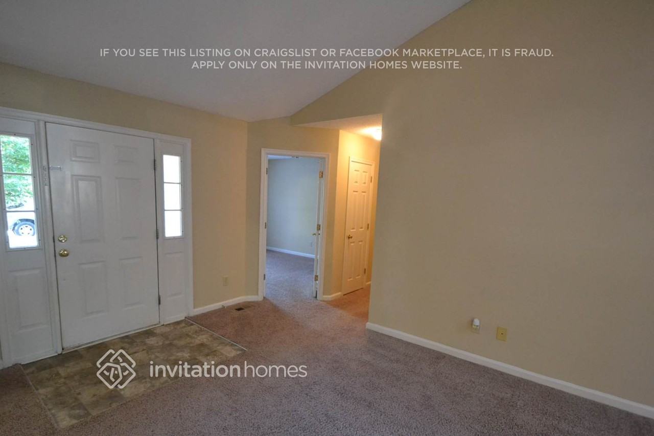 1108 Clifford Dr - Photo 2 of 13