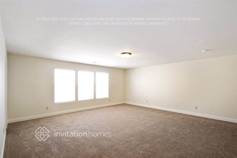 1040 Sapphire Dr - Photo 6 of 13