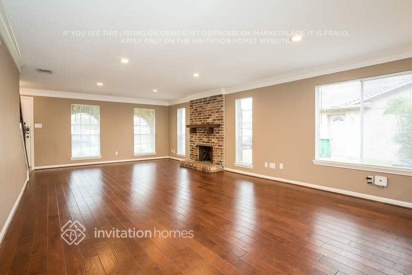 22507 Red River Dr - Photo 3 of 21