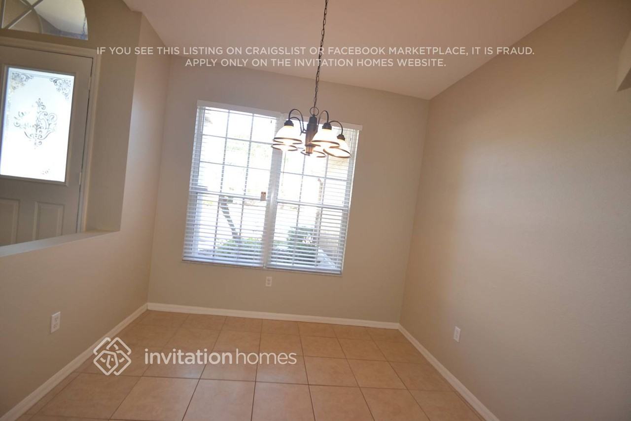 7142 Captiva Cir - Photo 3 of 8