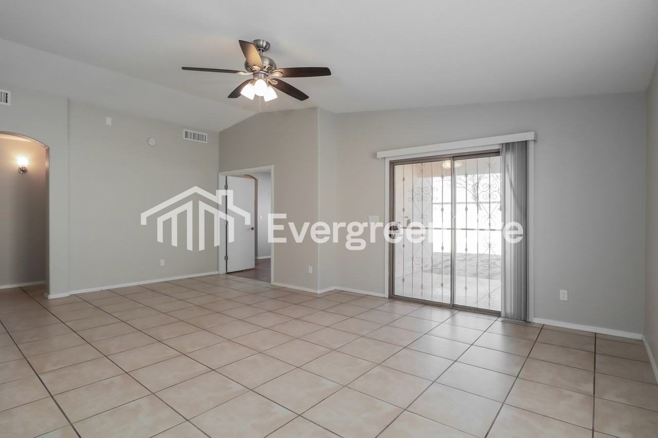 3039 E Calle Rabida - Photo 3 of 15