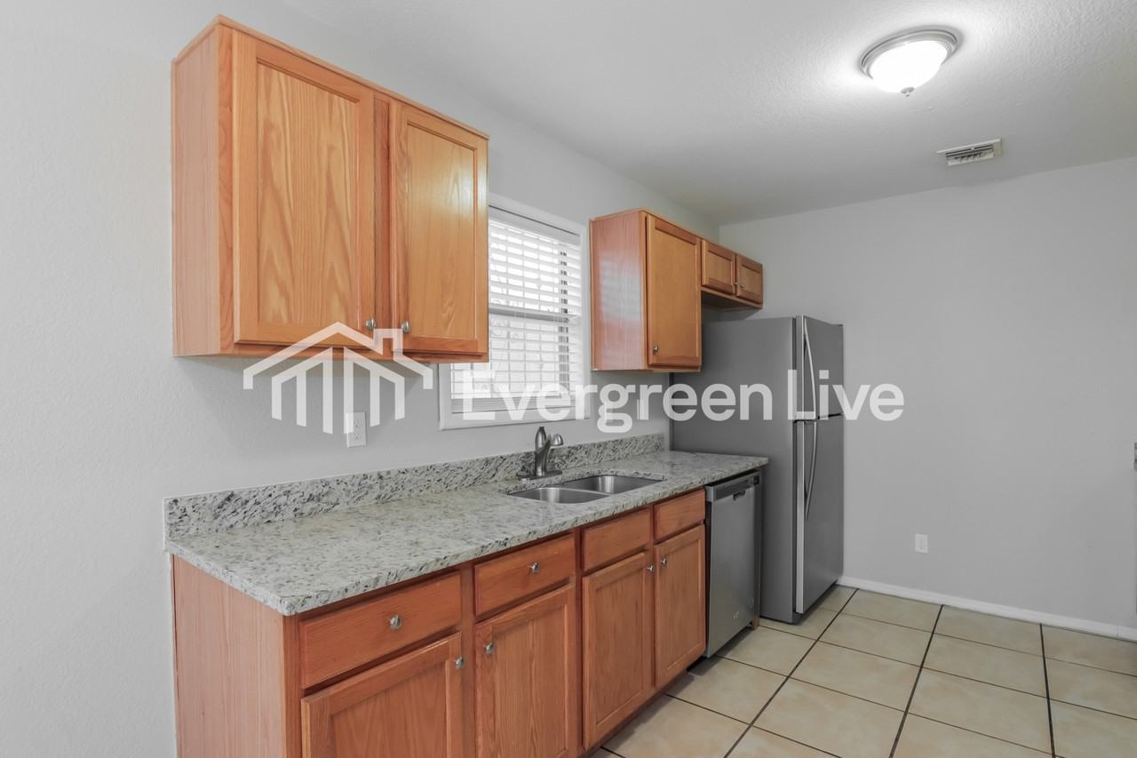 3039 E Calle Rabida - Photo 7 of 15