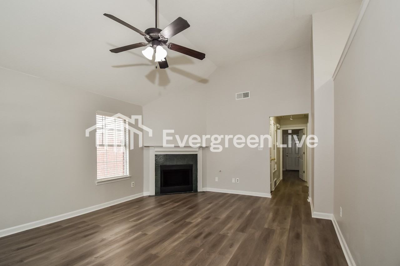 377 Alex Cv - Photo 5 of 15