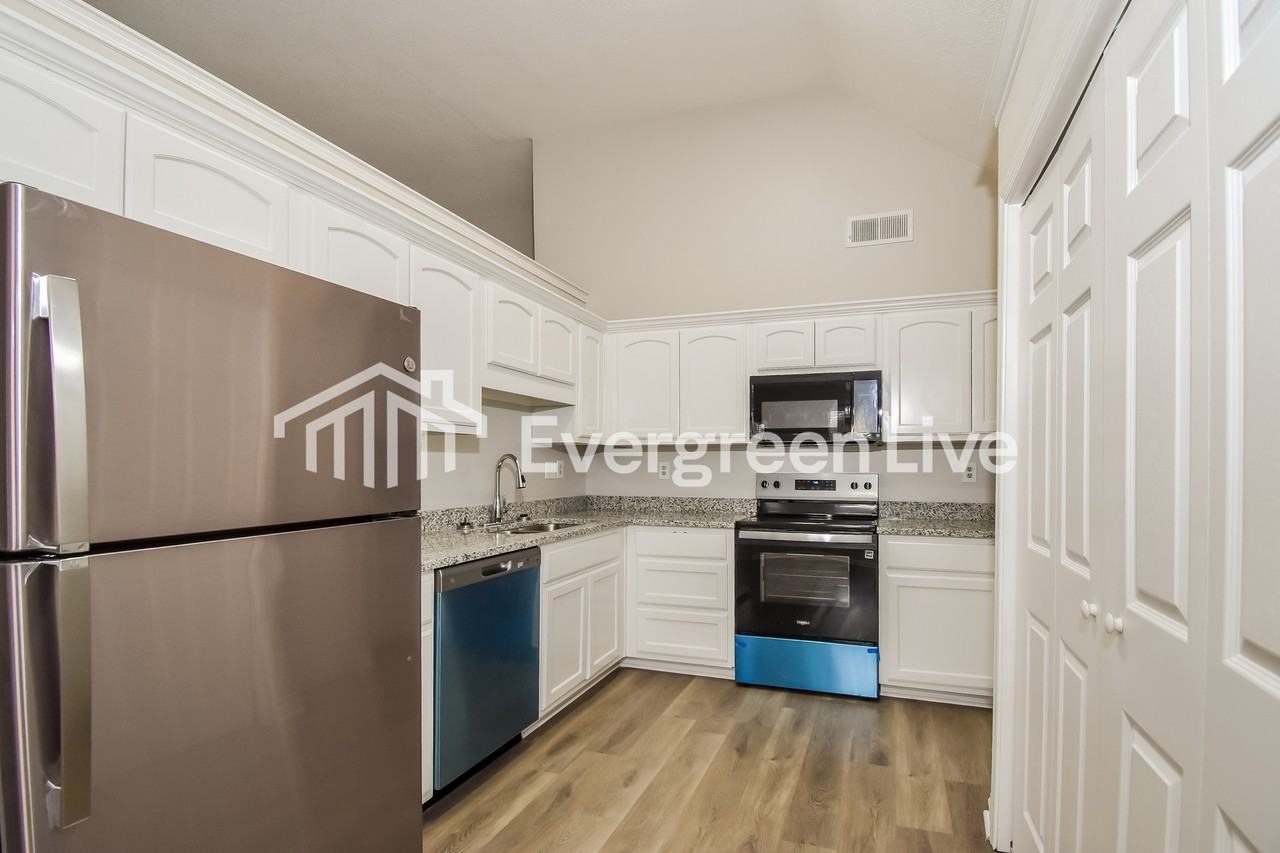 377 Alex Cv - Photo 6 of 15