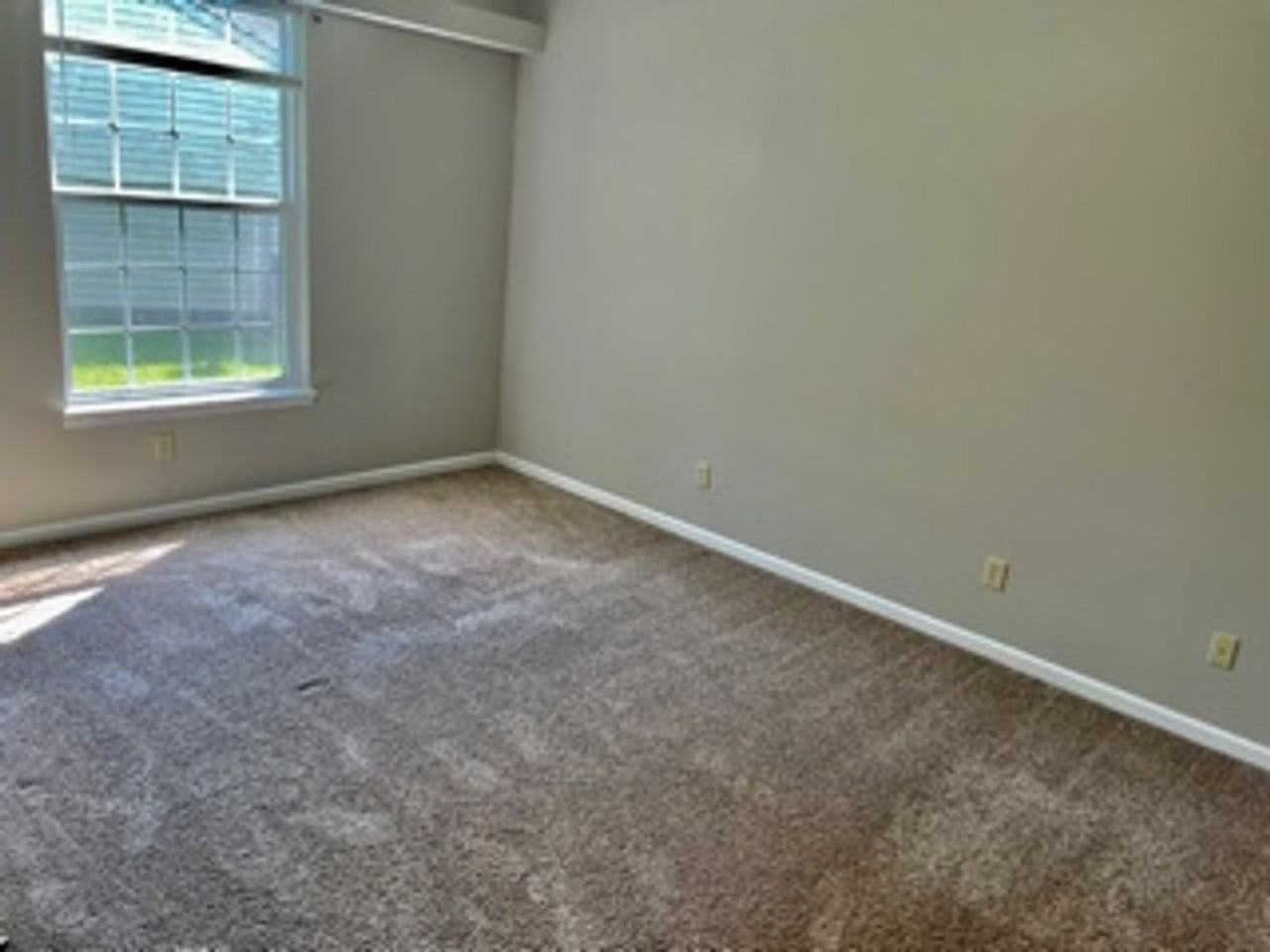 933 Washington Cove Way - Photo 6 of 12