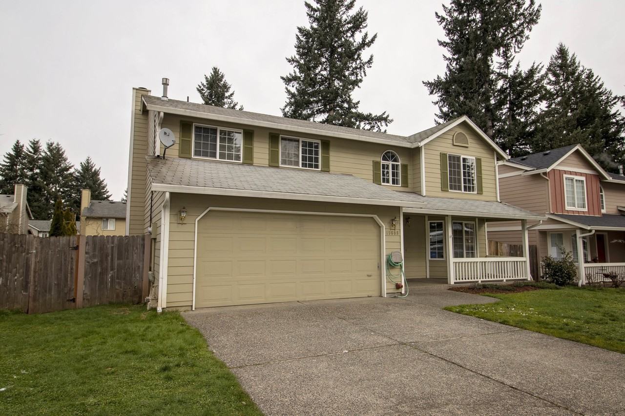 15608 Ne 12th St - Photo 4 of 30