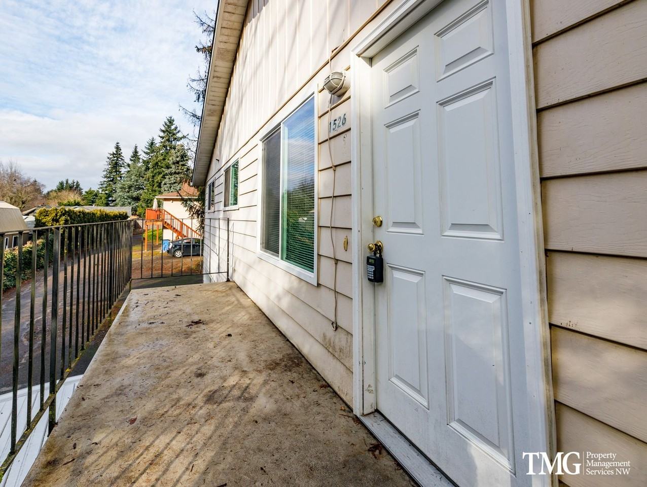 1526 Se Talton Ave - Photo 6 of 20