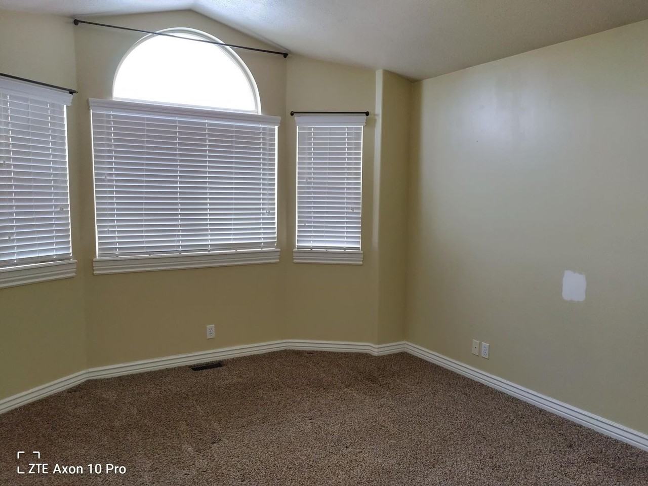 2127 S 2000 W - Photo 5 of 12