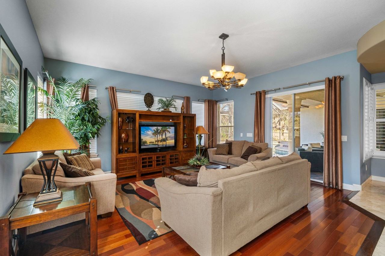 213 Chadwick Dr - Photo 7 of 22