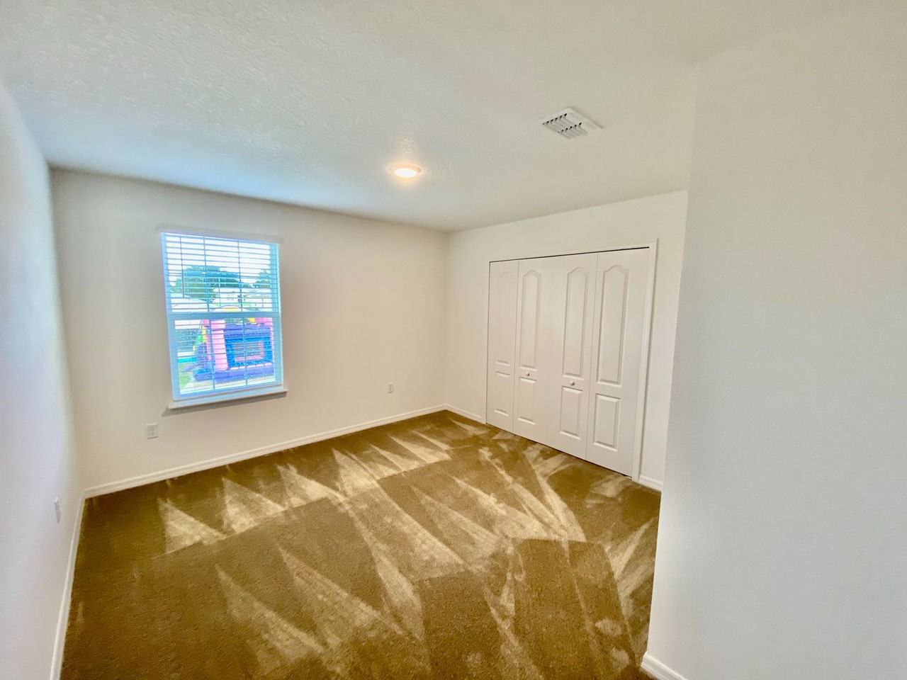 999 Cumberland Dr - Photo 5 of 21