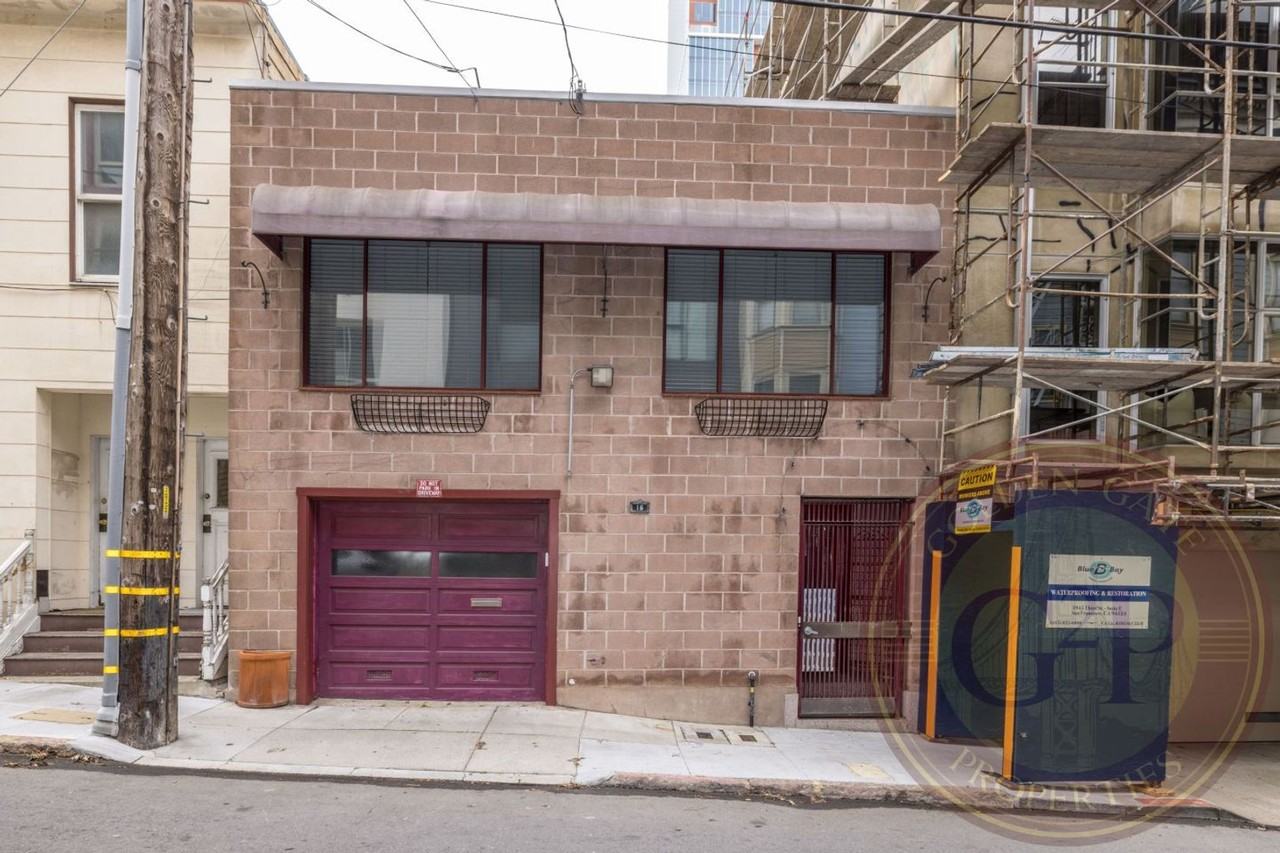 16 Guy Pl - Photo 2 of 32