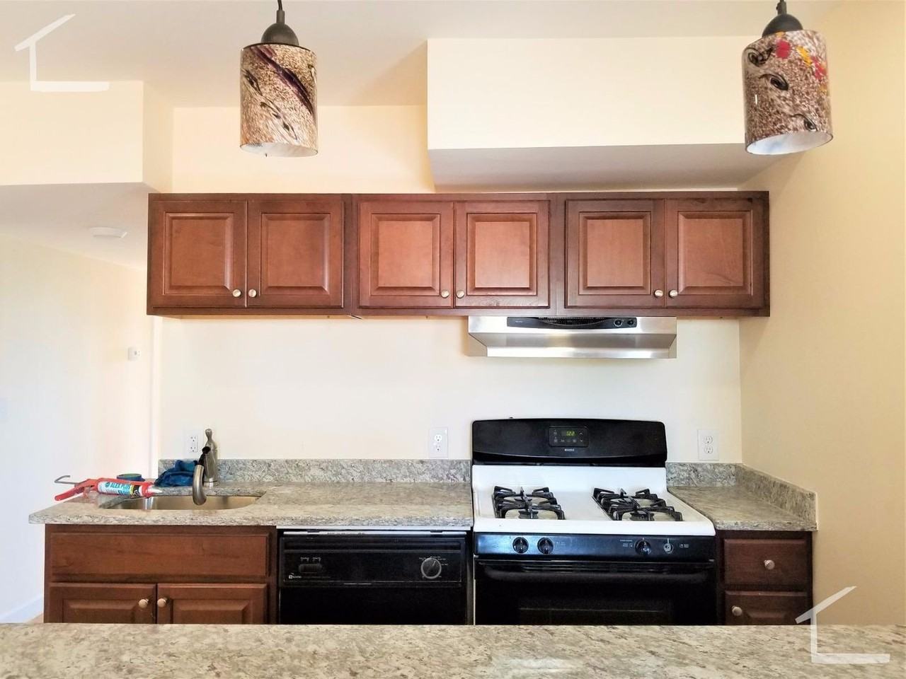 24 Weitz St - Photo 3 of 13