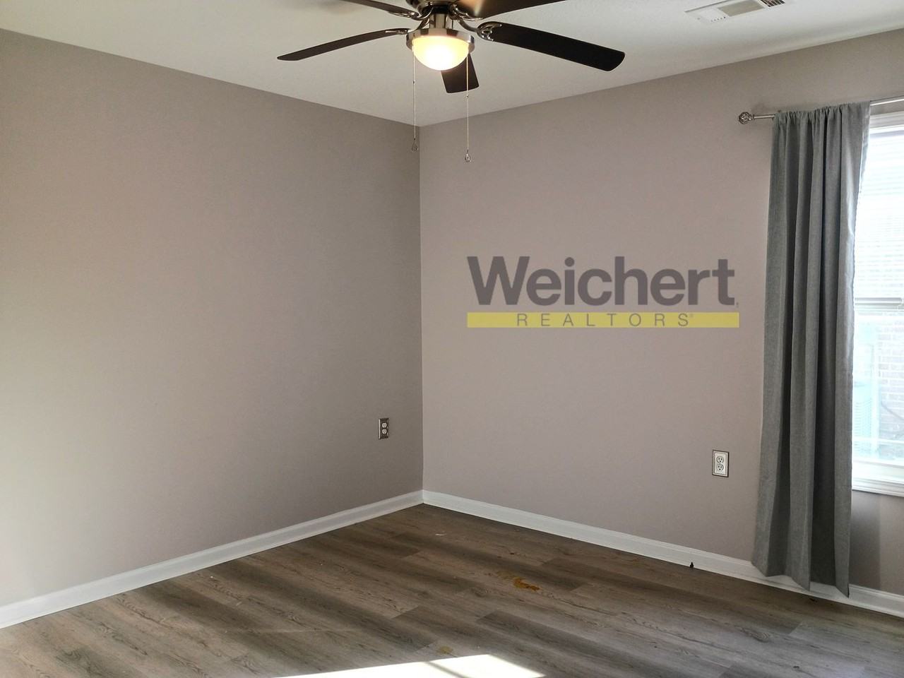 210 Stacy Dr - Photo 6 of 12