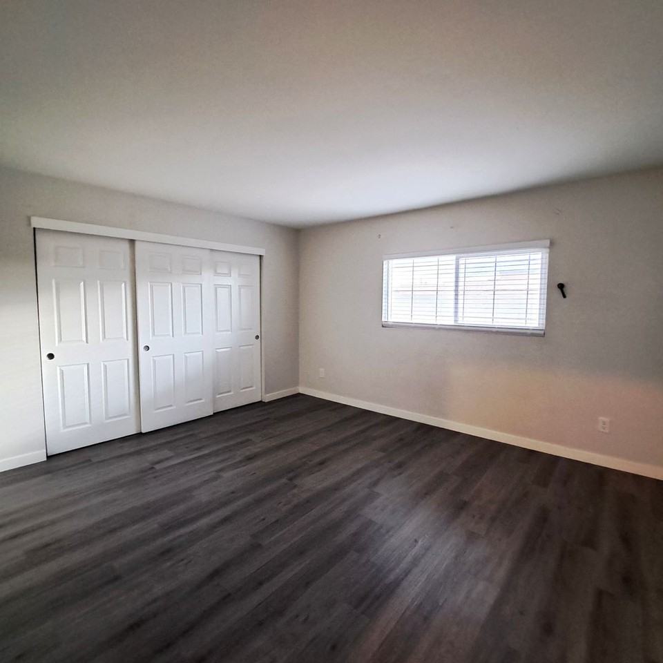 4368 Vornsand Dr - Photo 6 of 9