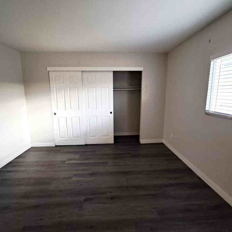4368 Vornsand Dr - Photo 7 of 9