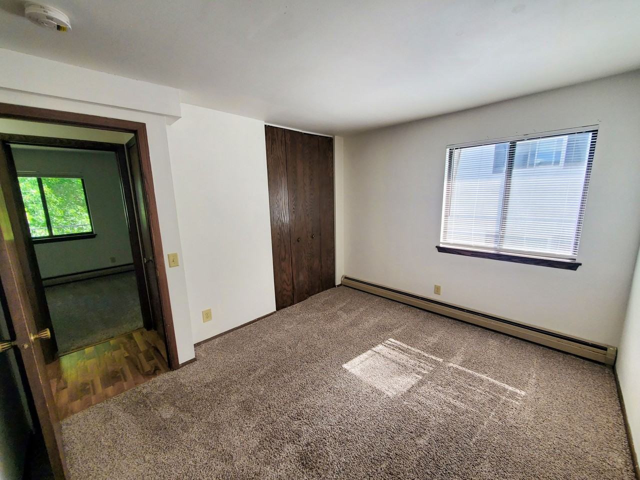 GUILFORD APARTMENT HOMES - Photo 4 of 5