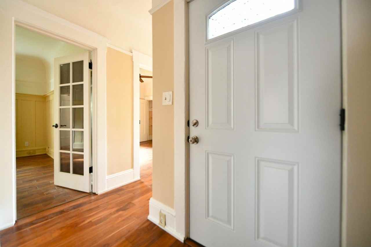 1p716 - 3055-3061 Adeline Street - Photo 2 of 43