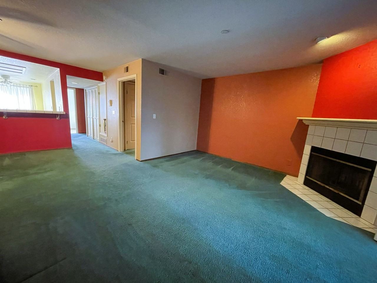 24548 Diamond Ridge Dr - Photo 2 of 17