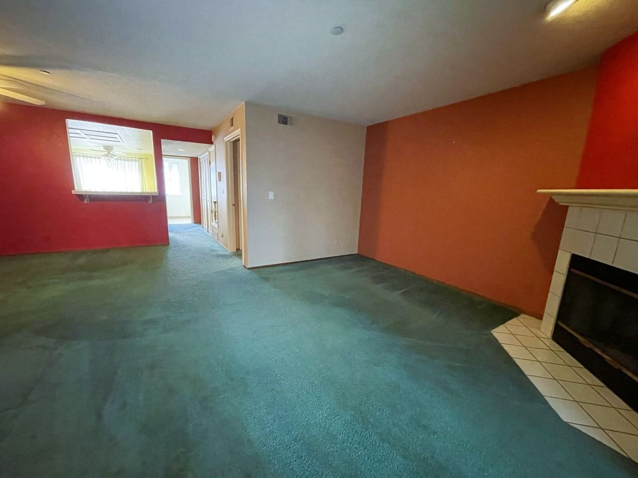 24548 Diamond Ridge Dr - Photo 3 of 17