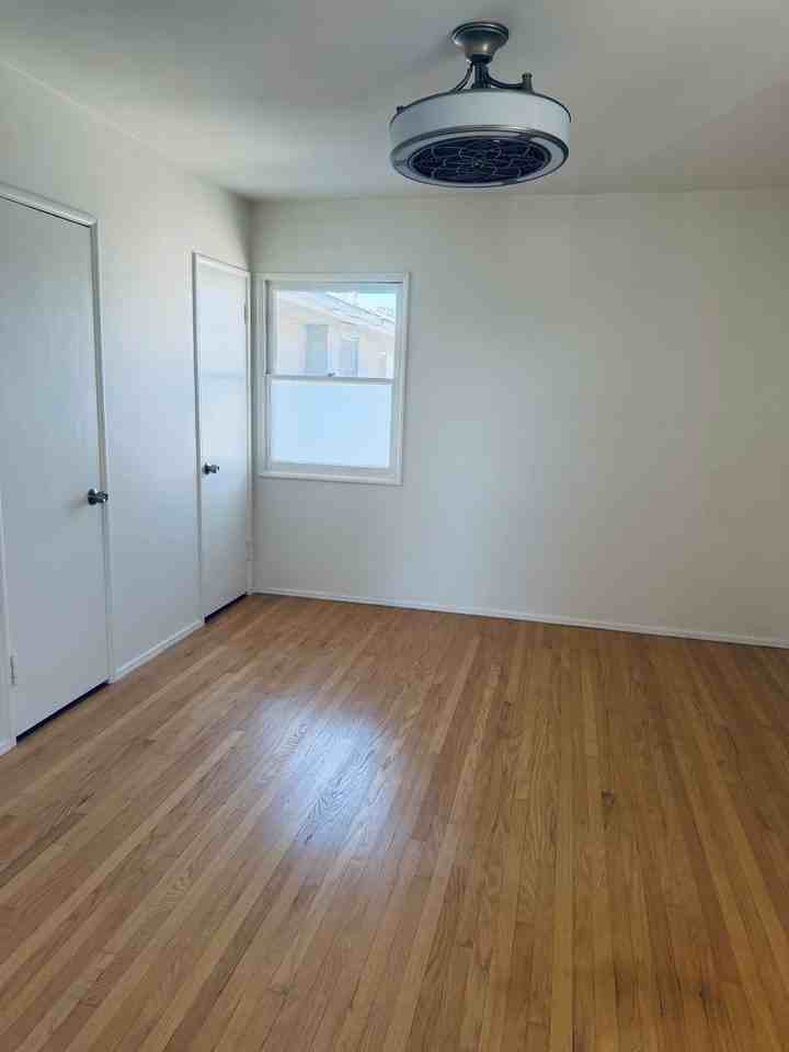 5828 Condon Ave - Photo 5 of 11