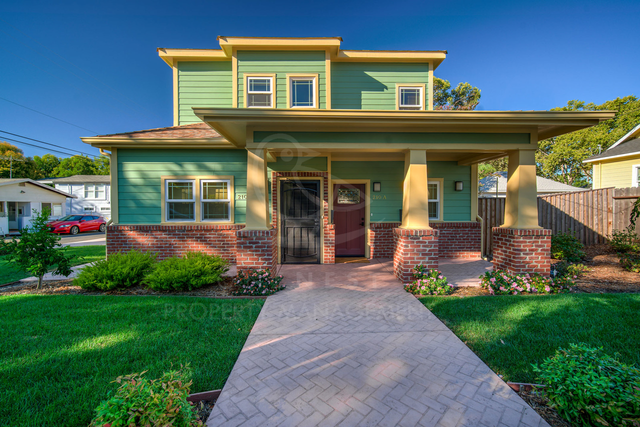 210 Taylor St - Photo 2 of 16