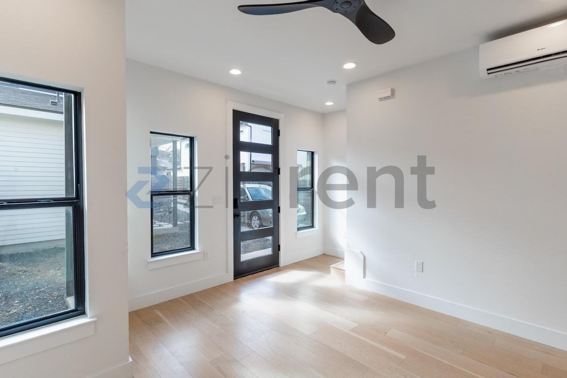 2916 E 13th St #2 - Photo 2 of 22