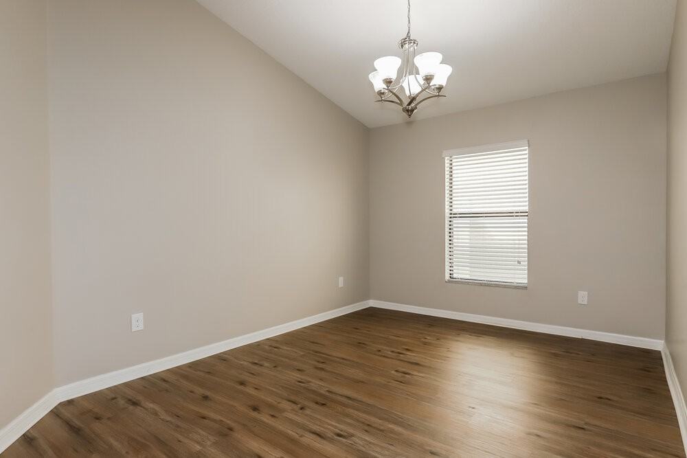 14225 Stockwell Ln - Photo 5 of 16