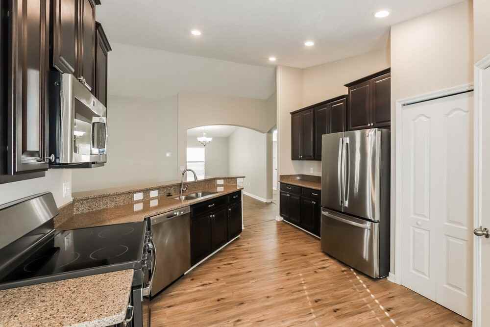 14225 Stockwell Ln - Photo 7 of 16