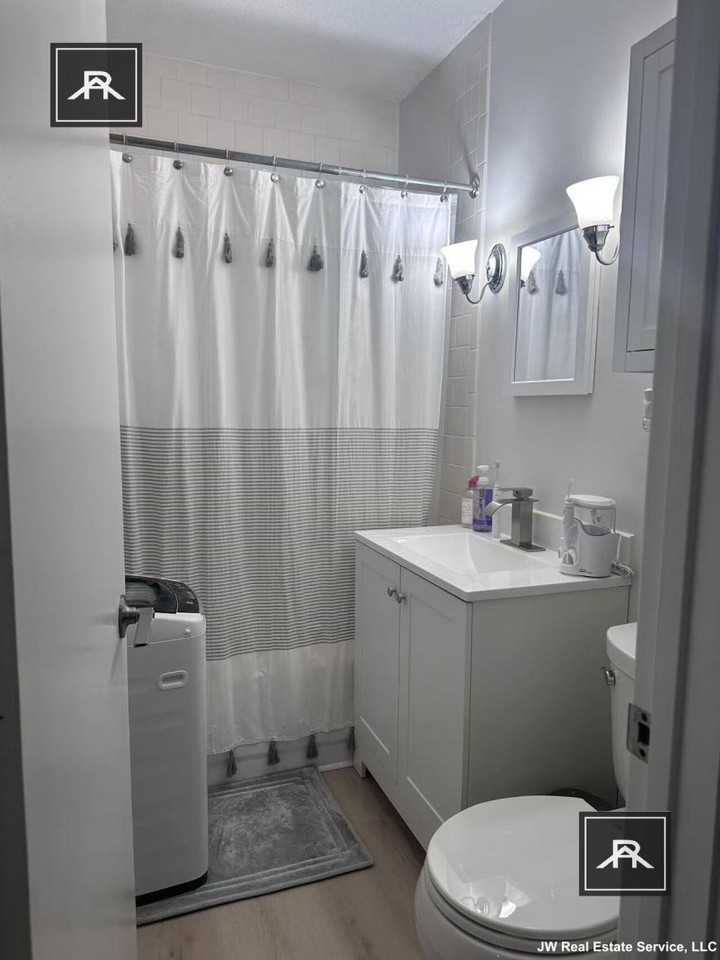 1424 Commonwealth Ave - Photo 6 of 6