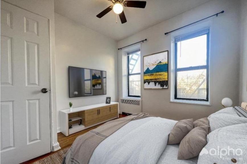 315 E 108th St - Photo 2 of 7