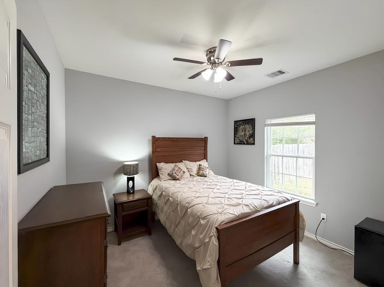 Sunnyhill St - Photo 6 of 7