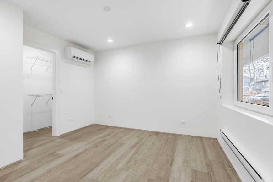 1025 N Harlem Ave - Photo 5 of 10