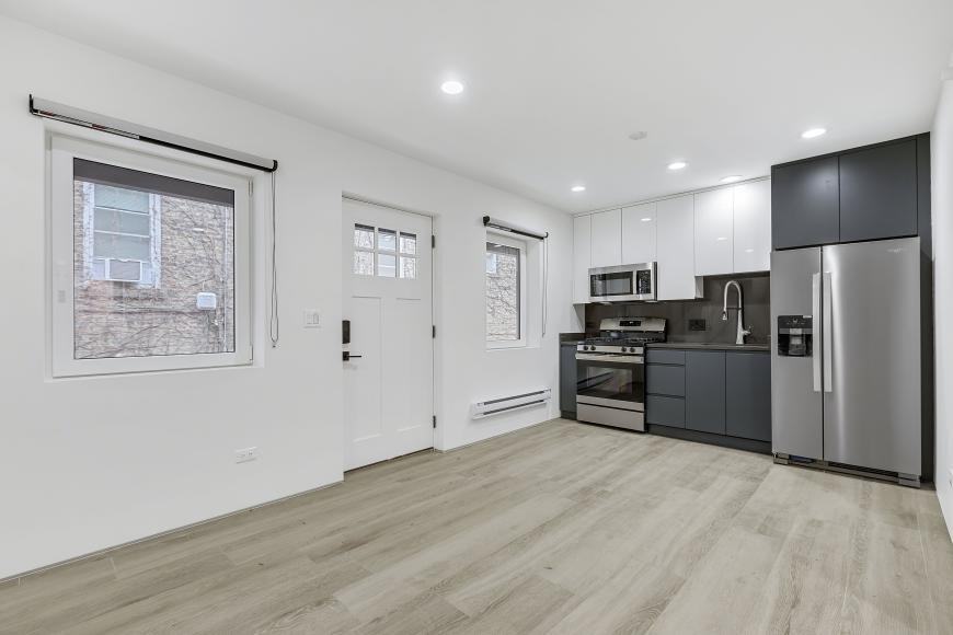 1025 N Harlem Ave - Photo 6 of 10