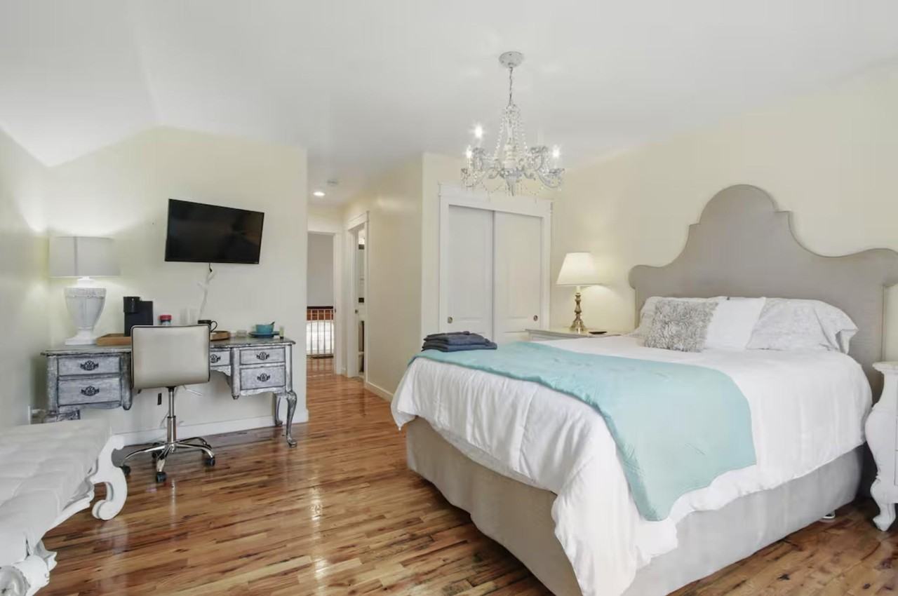 Ne 37th St - Photo 7 of 15