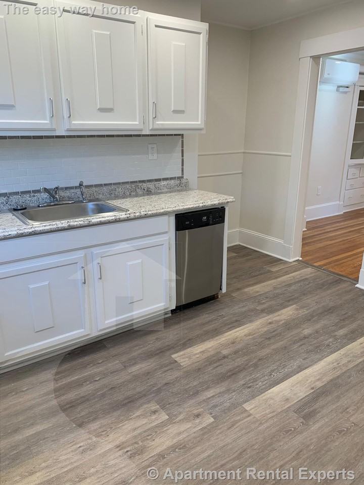 25 Laurel St - Photo 3 of 22