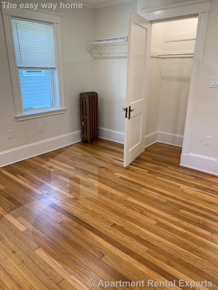 25 Laurel St - Photo 7 of 22