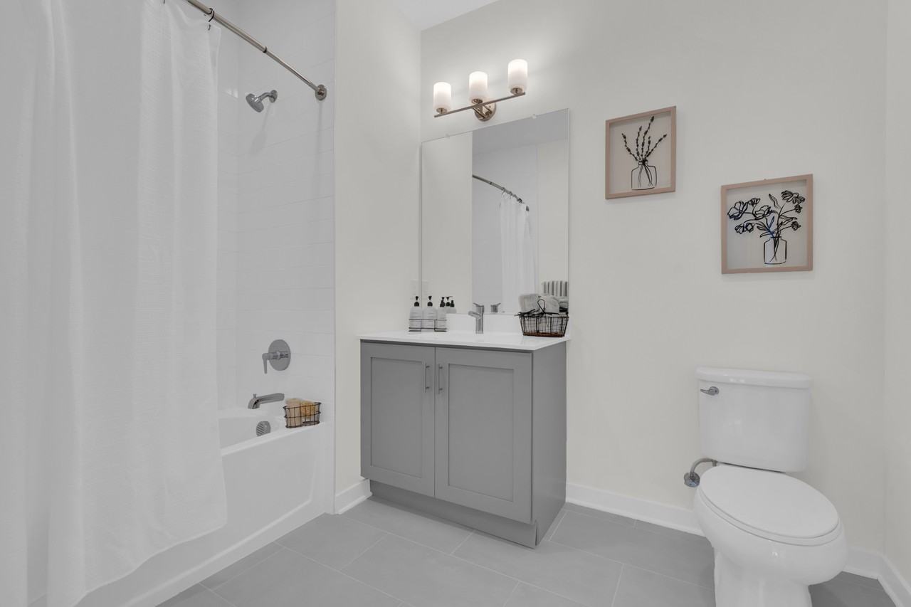 Jefferson Place Apartments - Photo 7 of 16