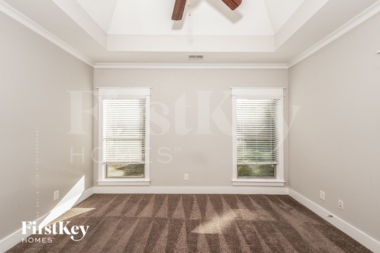 5071 Brookes Crossing Blvd - Photo 7 of 15