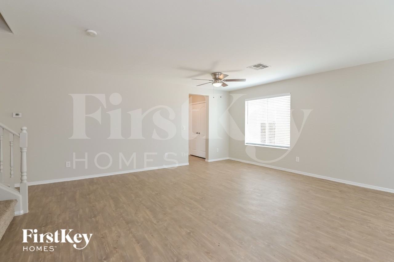 6887 S Martlet Dr - Photo 4 of 15