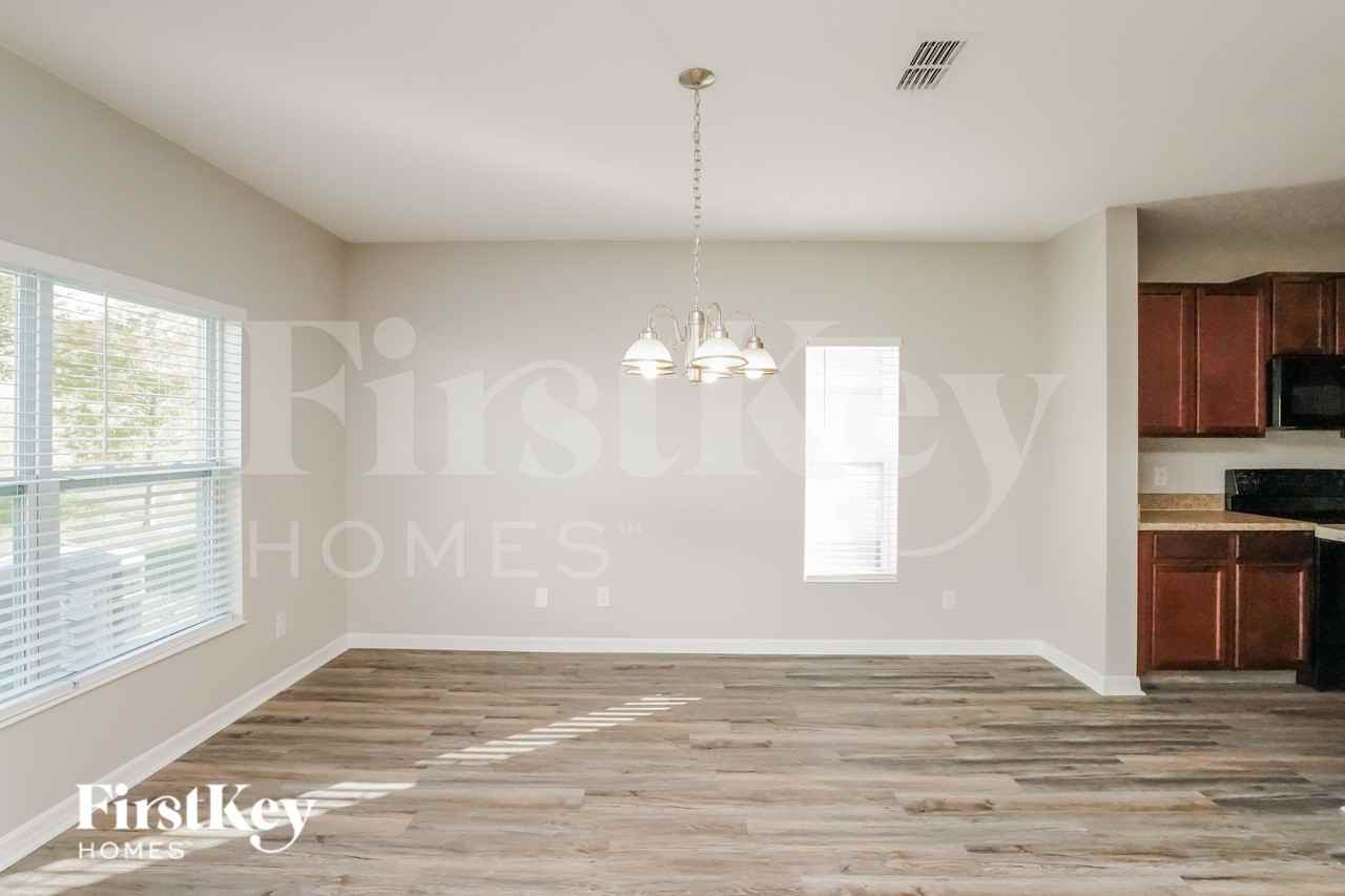 644 Black Eagle Dr - Photo 3 of 15