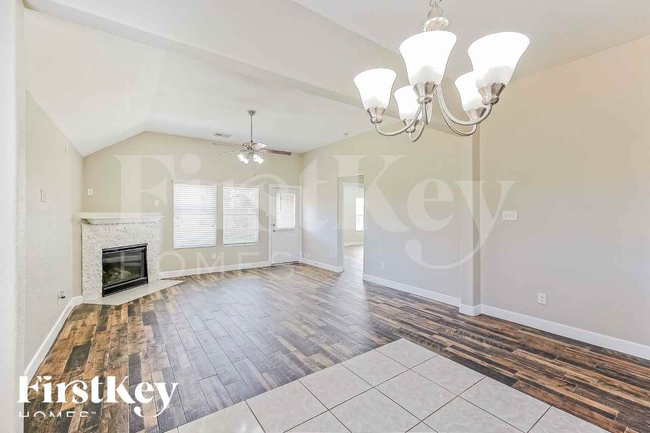 2598 Magnolia Fair Way - Photo 7 of 18