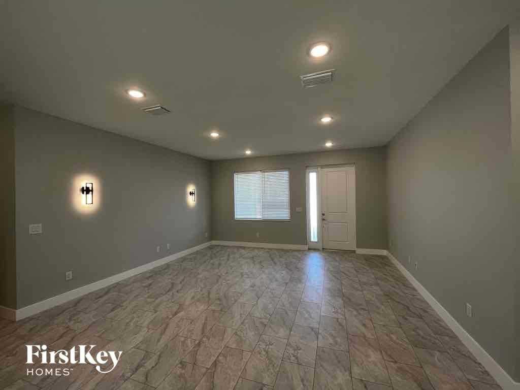 4391 Cuthbert Ave - Photo 2 of 15