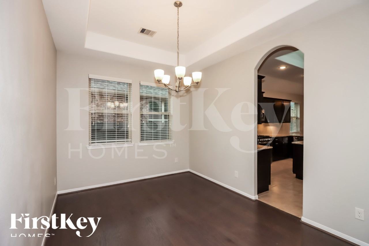 5518 Glenfield Spring Ln - Photo 7 of 18