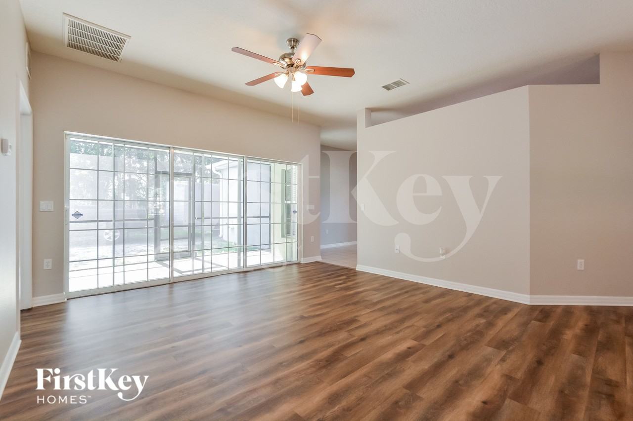 1341 Banbridge Dr - Photo 2 of 19